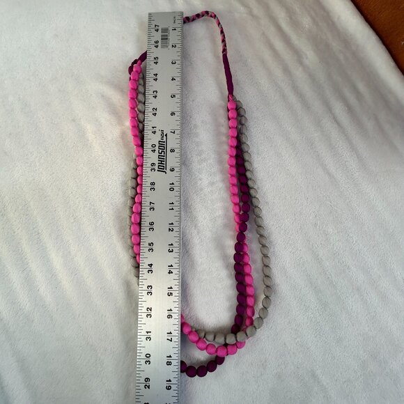Handmade Silk Bead Necklace From Thailand Pink Gray Maroon NWOT - Picture 2 of 2
